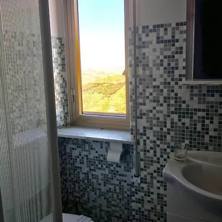 Centro Alojamento de Acomodação e Pequeno-almoço 3*