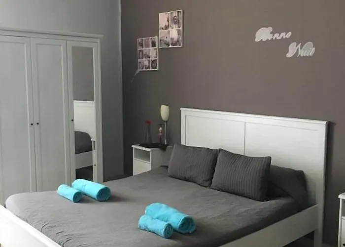 Centro فندق مبيت وإفطار