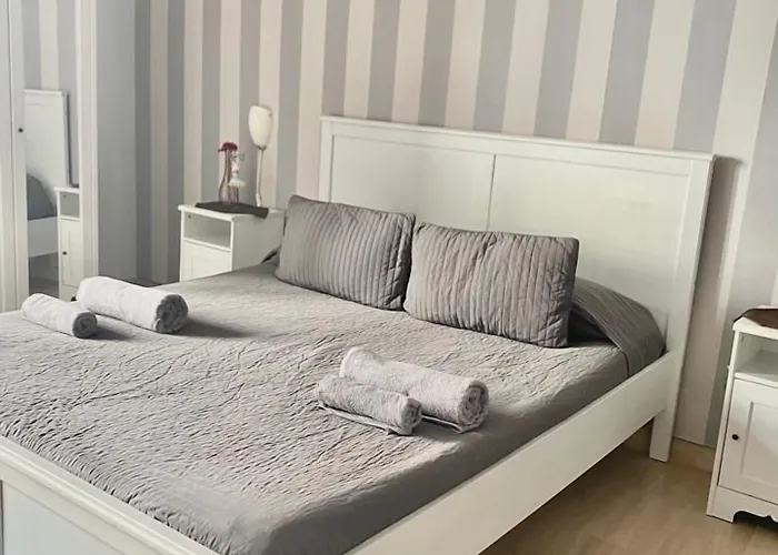 Centro 3* إينّا