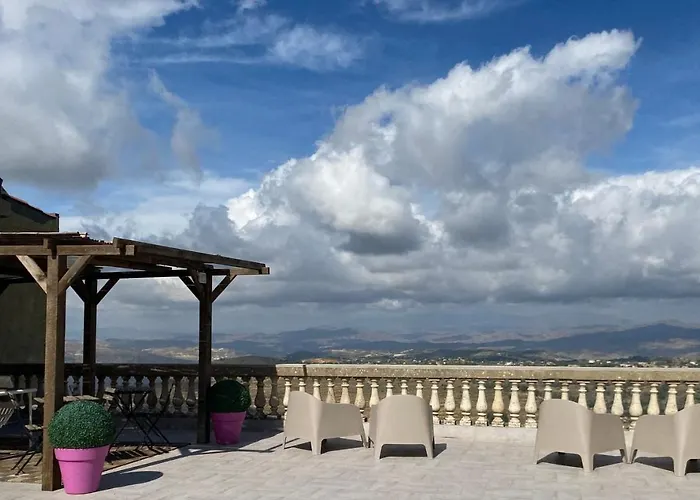 Centro לינה וארוחת בוקר